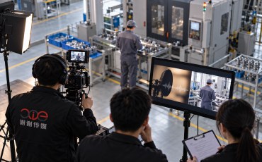 企业负责人旁白与出镜讲解怎样选择